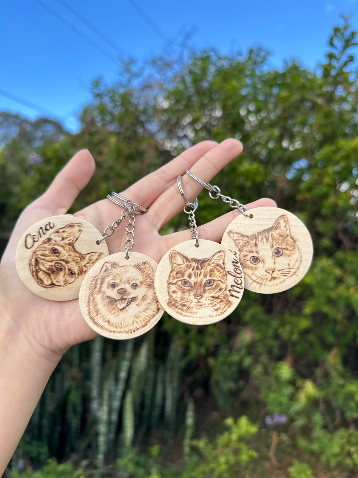 Custom Pet Portrait Key Ring – Handmade Pyrography on Wood