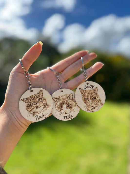 Custom Pet Portrait Key Ring – Handmade Pyrography on Wood
